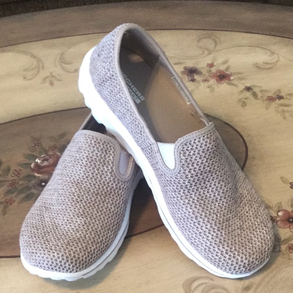 skechers go walk size 7.5